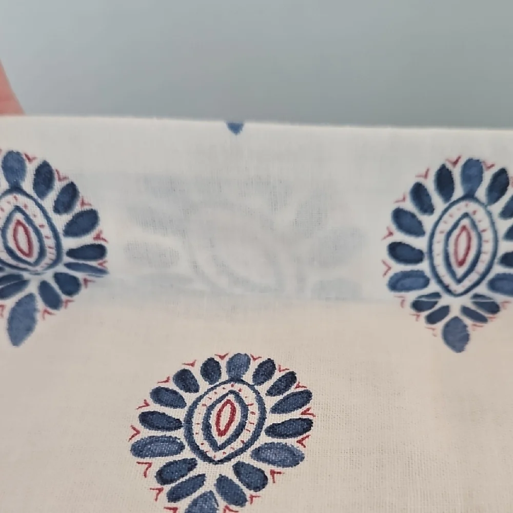 Artisan De Luxe Home Blue Burgundy Hues Cotton Standard Pillow Sham Set